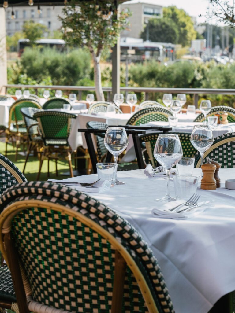 Septembre à Marseille : les terrasses restent de sortie — photo 1